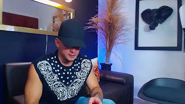 Markboyl online show from October 14, 3:24 pm