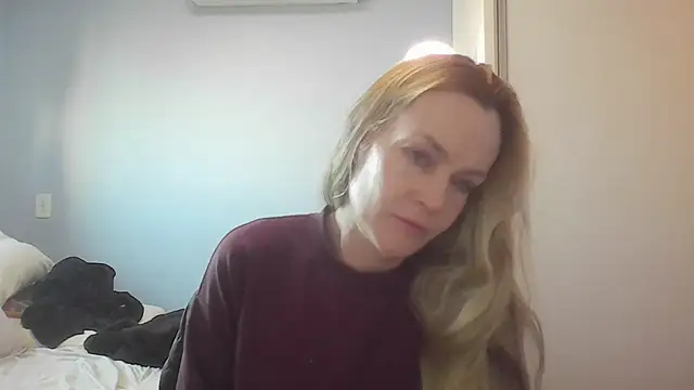 Snapshot of Annylove1 chatting on July 10, 10:51 am Annylove1 online show from July 10, 10:51 am