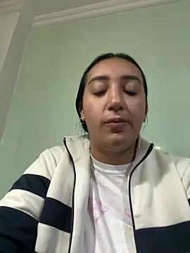 Hannahoff online show from February 1, 4:14 am