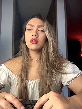 Im sophiie online show from March 1, 6:48 am