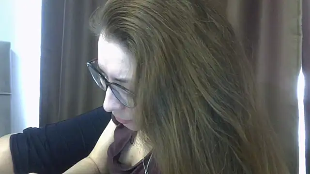 Ashleyspice online show from March 14, 7:25 am