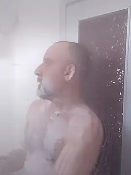 BuckWessle online show from February 14, 11:42 am