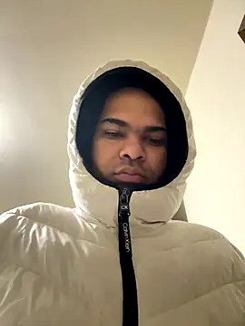 Snapshot of marhi32 chatting on December 1, 12:21 pm marhi32 online show from December 1, 12:21 pm