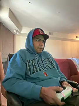 Snapshot of marhi32 chatting on February 7, 9:40 pm marhi32 online show from February 7, 9:40 pm