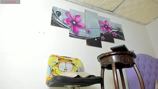 baiolethX online show from February 11, 7:57 am