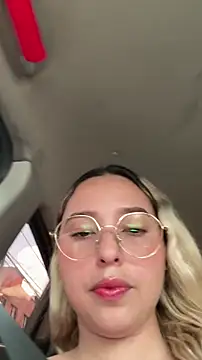 Irisweet  online show from March 14, 4:01 pm