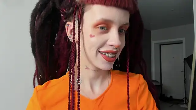 Snapshot of FlowerOfSin2001 chatting on March 3, 3:42 pm FlowerOfSin2001 online show from March 3, 3:42 pm