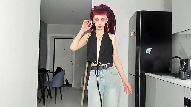 Snapshot of FlowerOfSin2001 chatting on March 11, 7:47 pm FlowerOfSin2001 online show from March 11, 7:47 pm