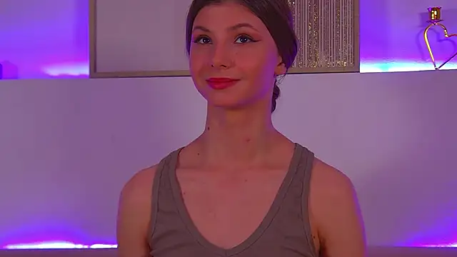 AudreyBarlow online show from March 17, 3:50 pm