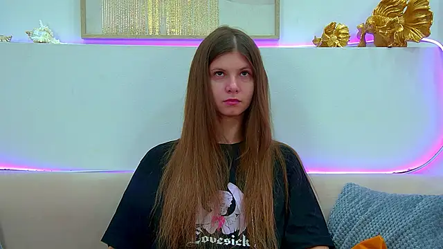 AudreyBarlow online show from September 13, 6:24 am