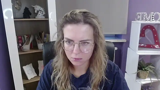 Zoey Erotic online show from September 16, 4:35 am