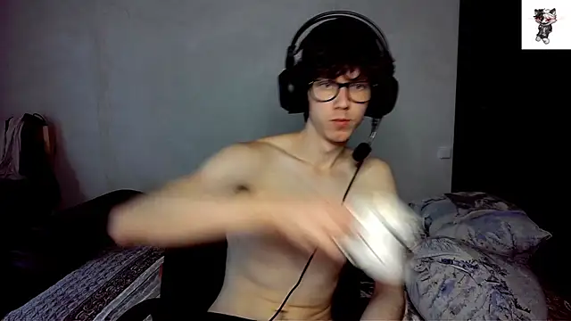 Snapshot of jamismu chatting on March 1, 12:28 am jamismu online show from March 1, 12:28 am