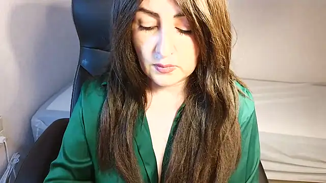 naughty sarahh online show from July 9, 6:01 pm