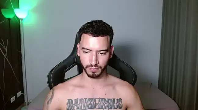 Dangerous-Men online show from February 13, 8:27 am