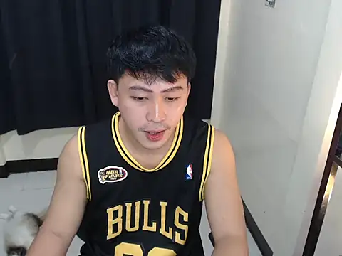 princeJayX online show from October 21, 7:09 am