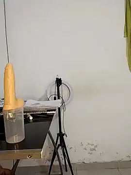 Snapshot of Aishamara chatting on February 22, 12:45 am Aishamara online show from February 22, 12:45 am