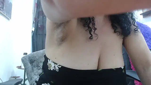 Snapshot of heyline_milf chatting on February 26, 7:38 pm heyline milf online show from February 26, 7:38 pm