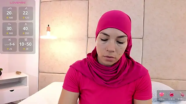 aisha vs online show from March 7, 12:24 pm