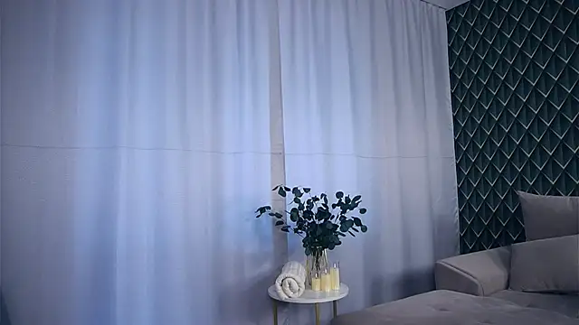 AmmyScotch online show from October 4, 4:32 am