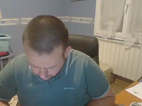 manubm03 online show from February 10, 4:22 pm