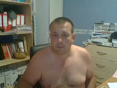 manubm03 online show from June 25, 3:28 am