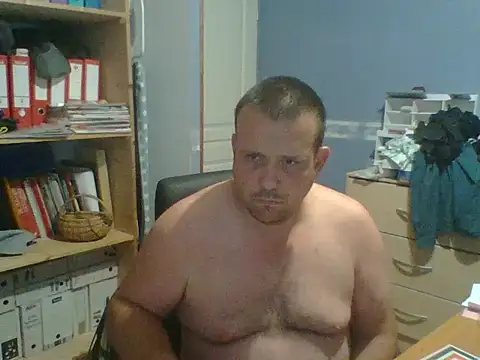 manubm03 online show from June 28, 7:47 am