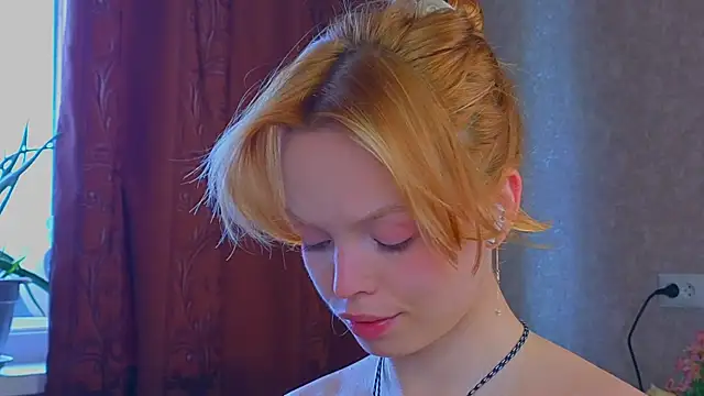 sinteas online show from April 18, 10:41 am