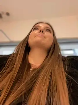 KrisMagnoly online show from December 29, 6:05 pm