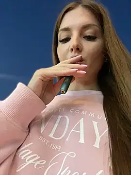 KrisMagnoly online show from September 8, 5:23 pm