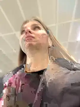 KrisMagnoly online show from October 12, 5:23 pm