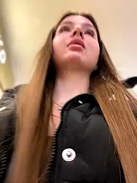 KrisMagnoly online show from October 31, 3:13 pm