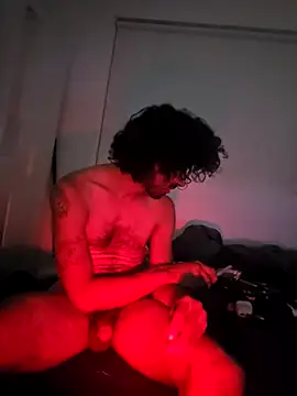 Snapshot of SpeedMagnumBlade6669 chatting on April 16, 9:54 am SpeedMagnumBlade6669 online show from April 16, 9:54 am