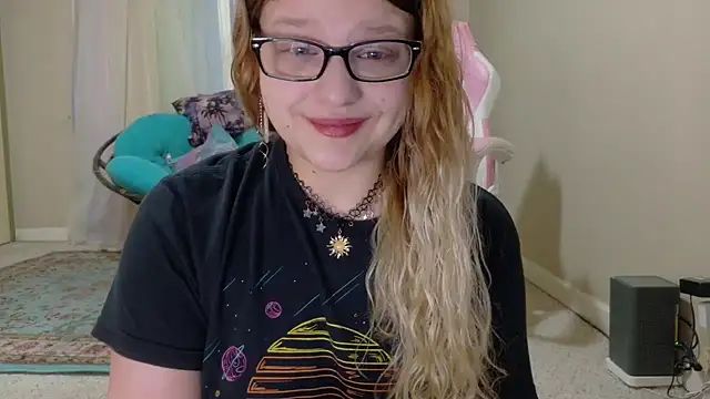 Emihaze online show from February 24, 6:28 pm