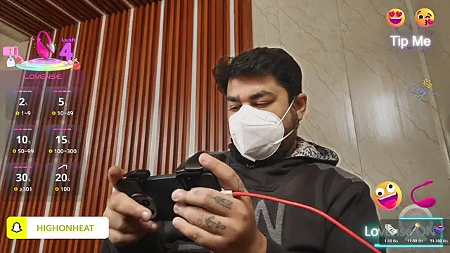 Snapshot of A4h_odin1 chatting on January 7, 9:01 am A4h odin1 online show from January 7, 9:01 am