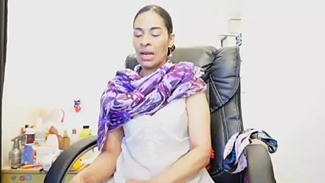 Snapshot of Aries_Mature chatting on July 12, 12:56 am Aries Mature online show from July 12, 12:56 am