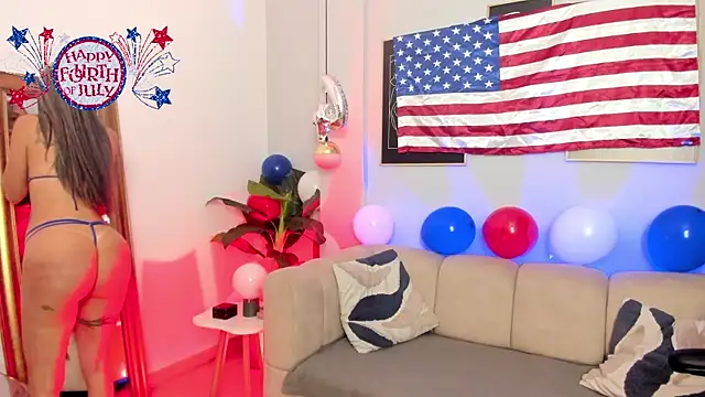  Nicoletteshea  online show from July 4, 8:59 pm