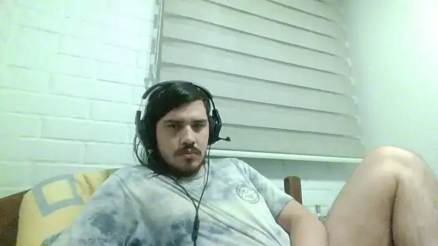 hung weeb online show from March 31, 3:19 am