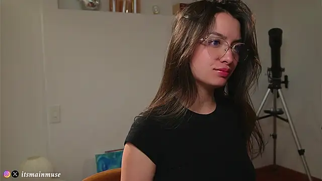 raphttalia  online show from April 25, 11:02 pm