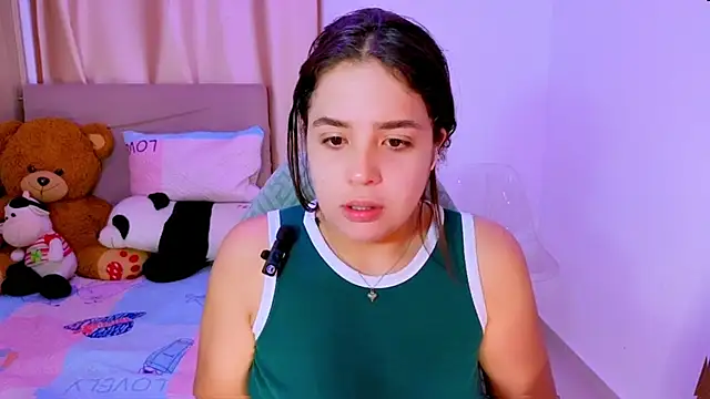 Snapshot of _alicia_z chatting on March 3, 8:20 am alicia z online show from March 3, 8:20 am