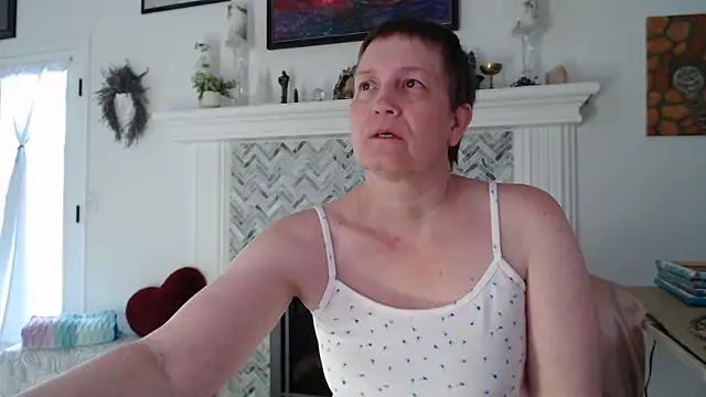 AuroraWillows online show from March 10, 2:22 pm