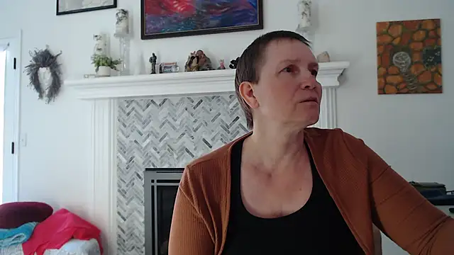 AuroraWillows online show from April 18, 7:58 pm