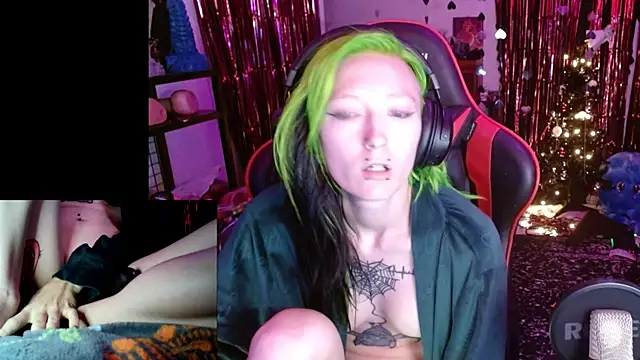 alicewonder09 online show from December 23, 5:38 am