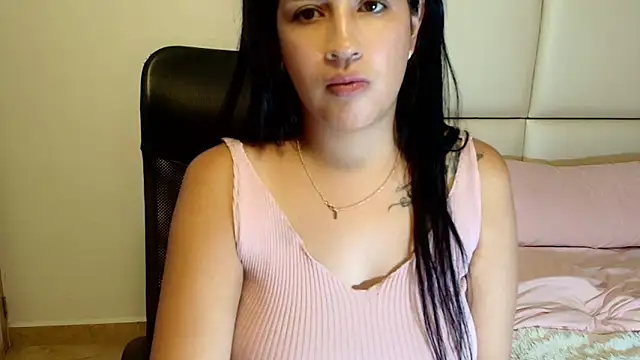 sara2520 online show from May 6, 2:08 am