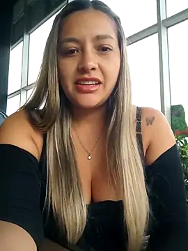 alana 69 online show from February 17, 11:00 pm