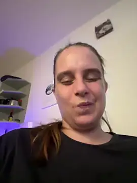 LadyChantale online show from April 13, 6:19 am