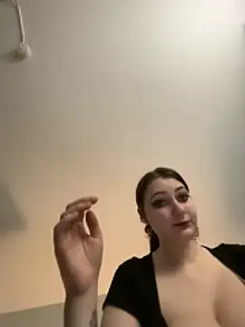 Snowbunnycake 131 online show from October 29, 10:11 pm