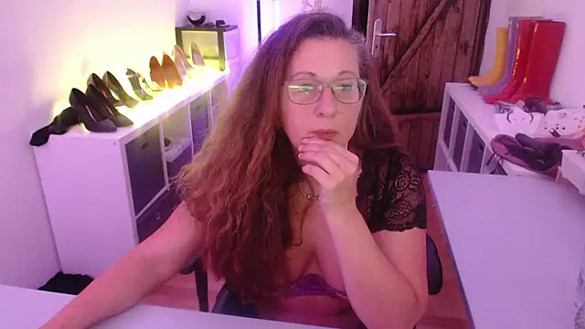 Snapshot of GeilesLuder75 chatting on December 1, 6:07 am GeilesLuder75 online show from December 1, 6:07 am