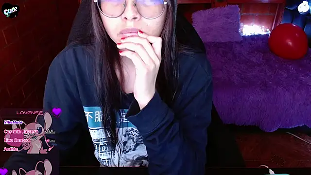 MidoriQuiinn online show from April 17, 4:10 pm