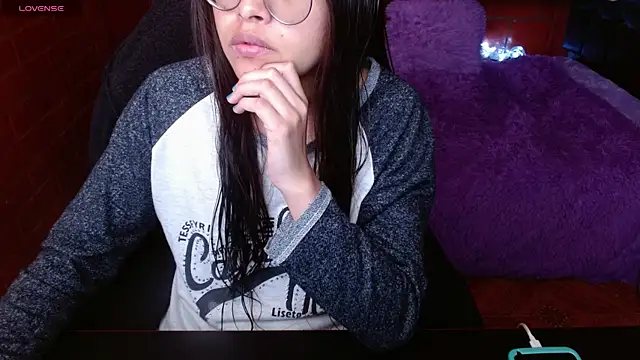 MidoriQuiinn online show from June 24, 4:06 pm