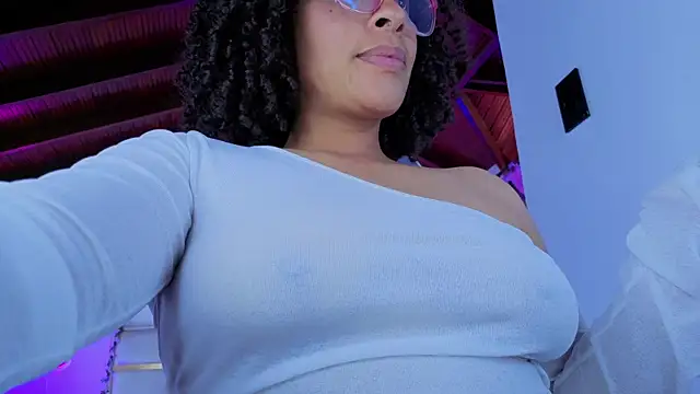 DannaBerry online show from April 18, 7:07 pm